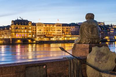 Grand Hotel Les Trois Rois – Basel
