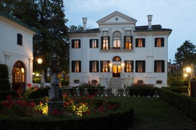 Villa Franceschi, Mira